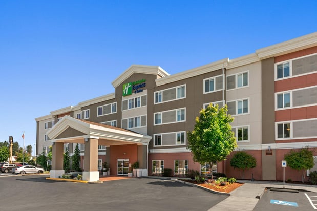 Images Holiday Inn Express & Suites Sumner - Puyallup Area by IHG