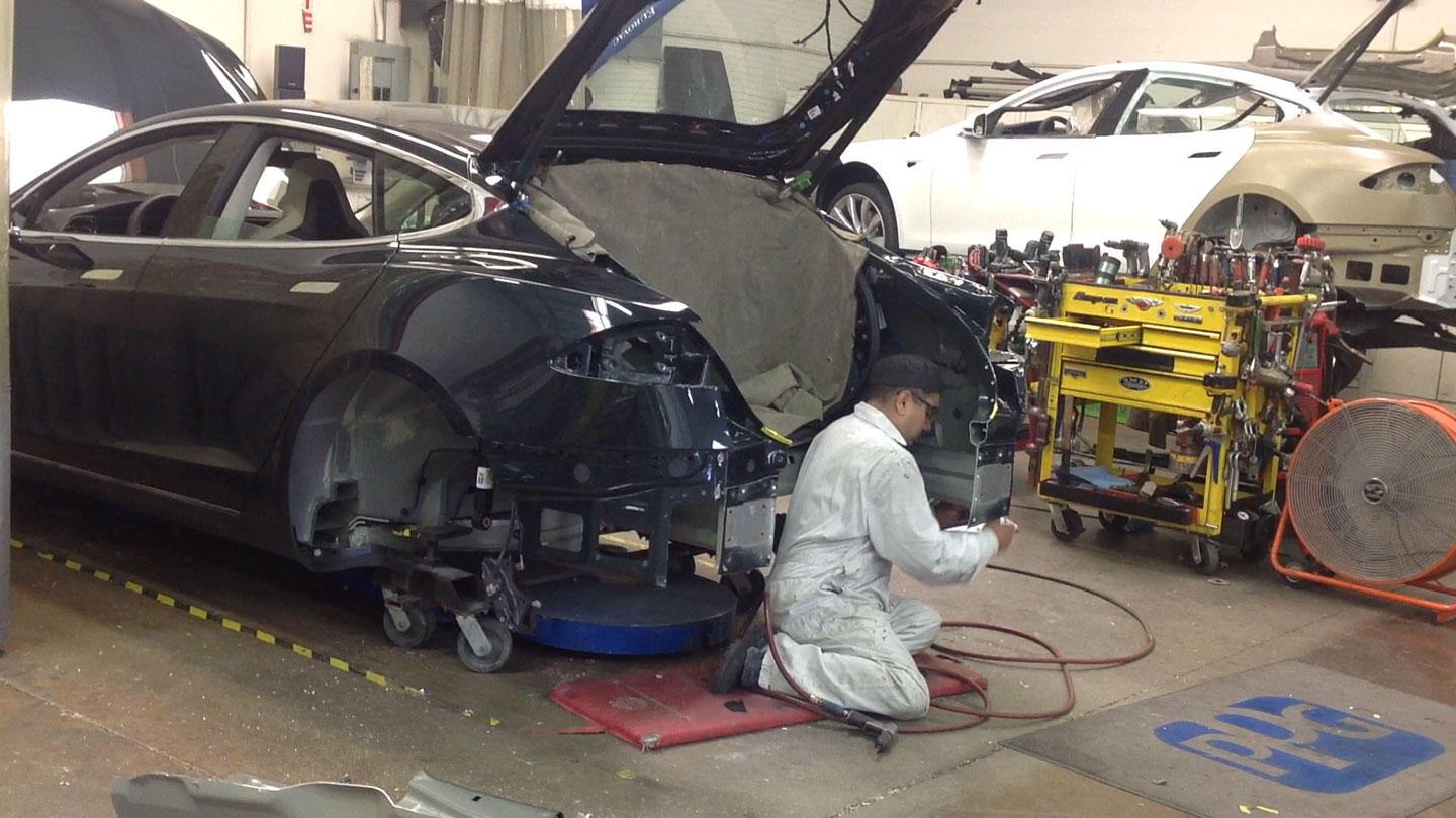 Only OEM quality parts and repair procedures are used during a collision repair at Brooks Motor Cars Mercedes-Benz By Brooks Oakland (510)777-9260