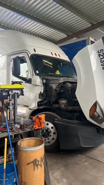 Engine Diagnostics and Computer Diagnostics-J&G Truck Repair Inc