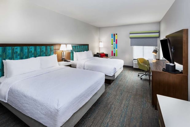 Images Hampton Inn & Suites Tulsa-Woodland Hills 71st-Memorial