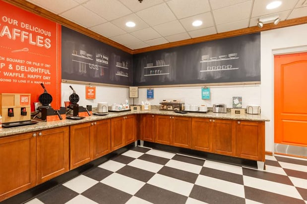Images Hampton Inn & Suites Jacksonville Deerwood Park