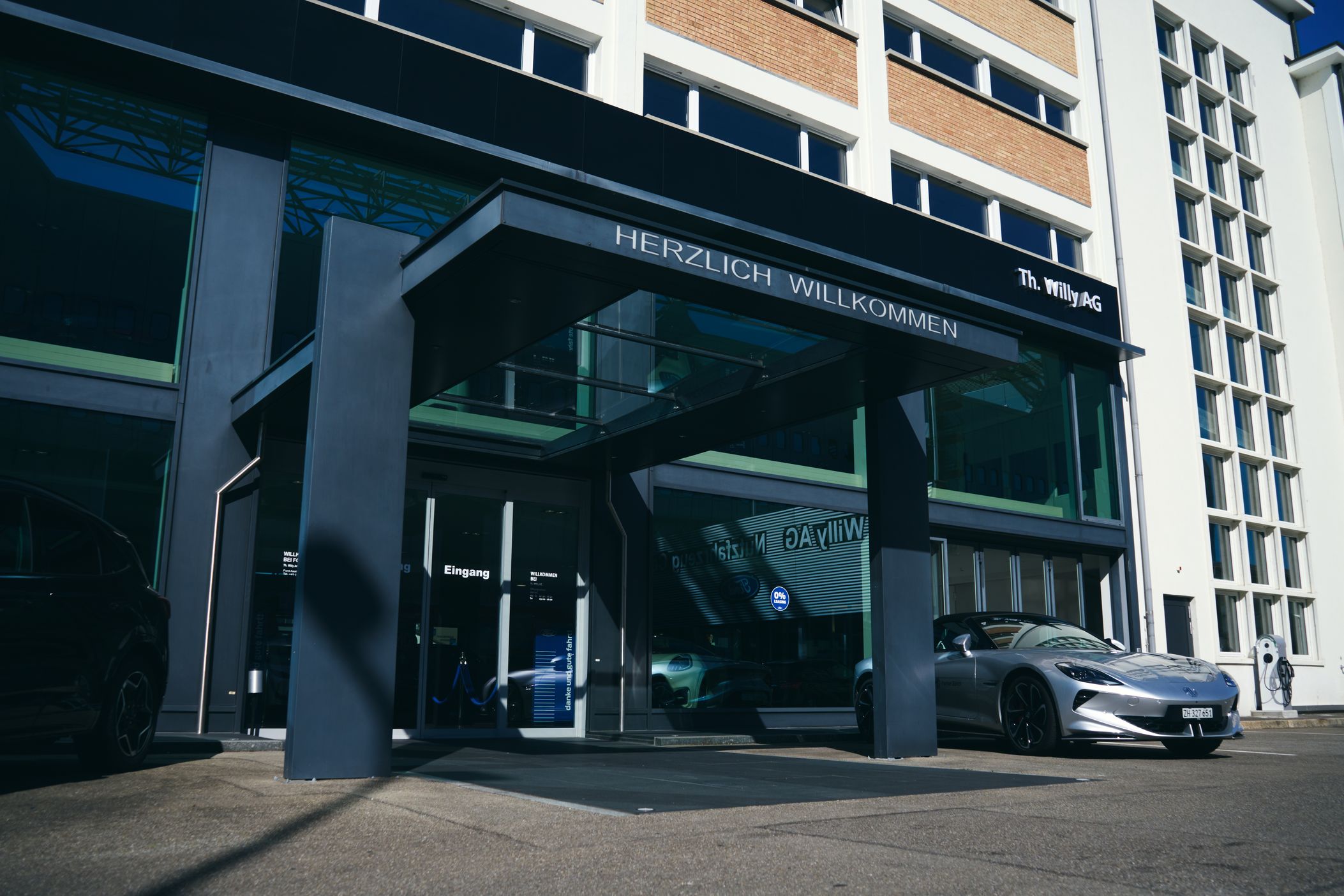 Bilder Th. Willy Zürich-Schlieren