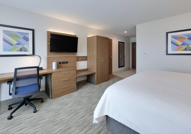 Images Holiday Inn Express & Suites San Antonio NW Near Seaworld by IHG