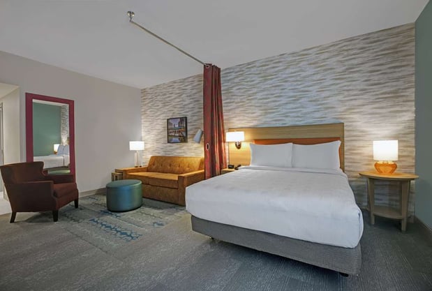 Images Home2 Suites by Hilton Milwaukee Downtown