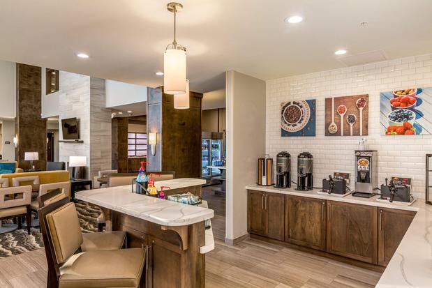 Images Staybridge Suites Florence - Cincinnati South by IHG