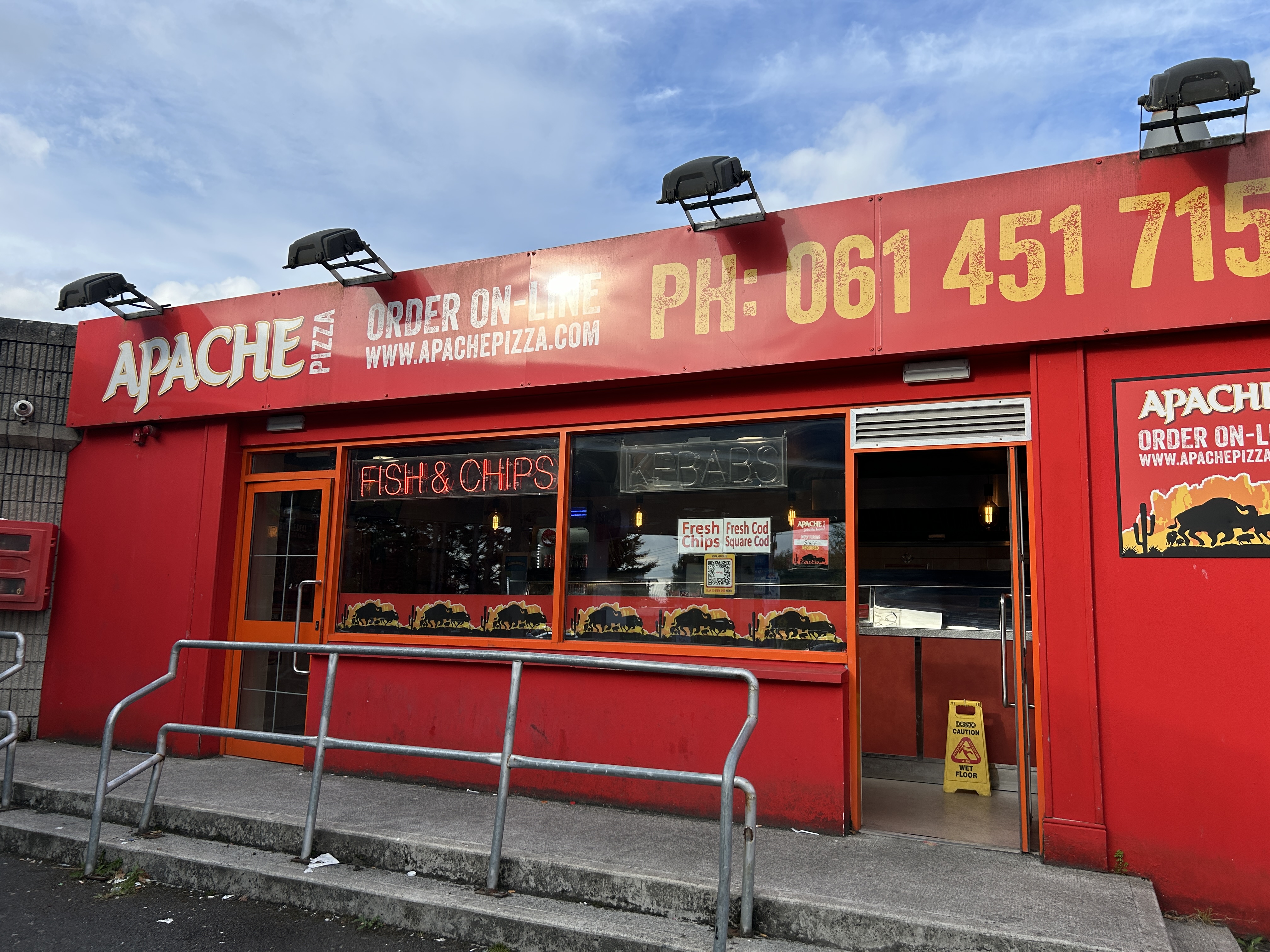 Apache Pizza Ennis Road 4