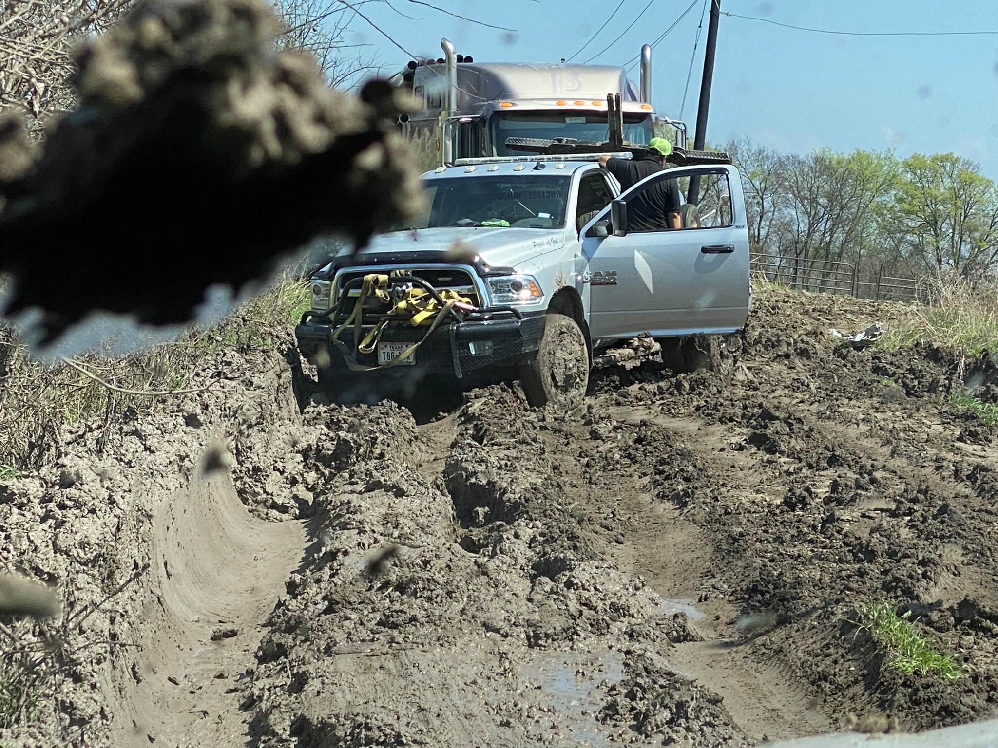 Royse City Towing LLC offers wrecker and vehicle lockout service in Caddo Mills, TX