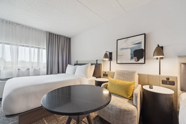 Images Crowne Plaza Lansing by IHG