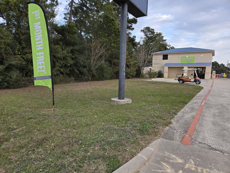 Extra Space Storage Image