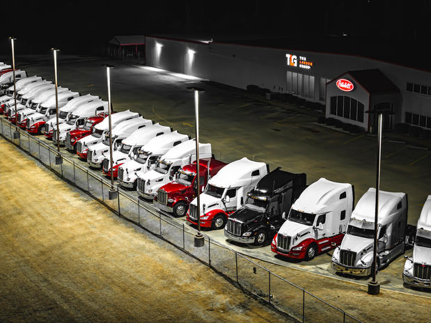 Images TLG Peterbilt - Fort Smith
