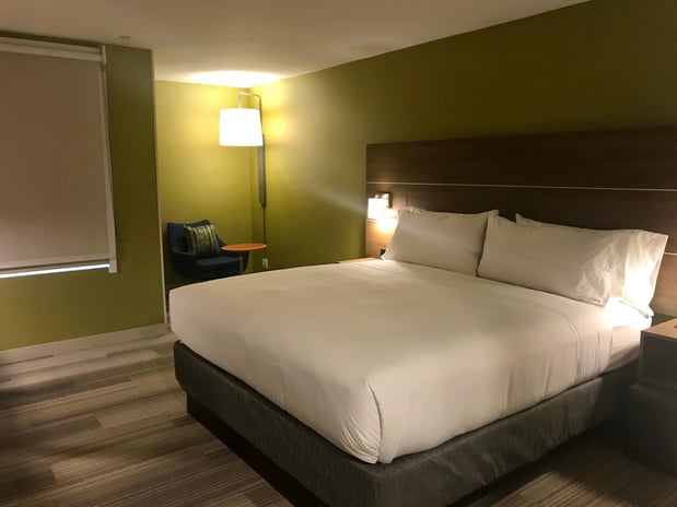 Images Holiday Inn Express & Suites Pasadena - Los Angeles by IHG