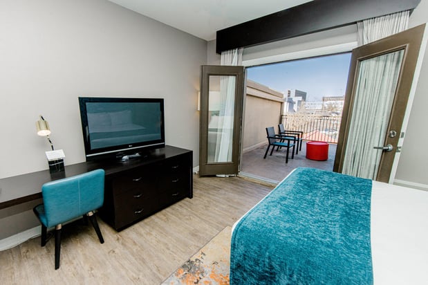 Images Hotel Indigo San Antonio-Riverwalk by IHG