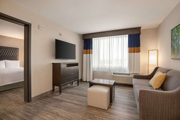 Images Homewood Suites by Hilton Indianapolis Downtown IUPUI