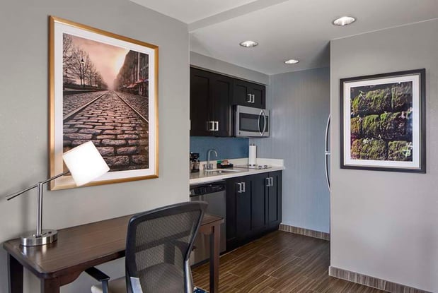 Images Homewood Suites by Hilton Savannah Historic District/Riverfront