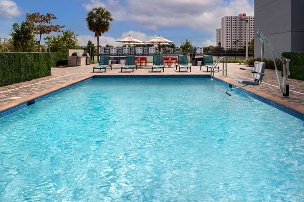Images Home2 Suites by Hilton Miami Airport South Blue Lagoon