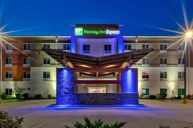 Images Holiday Inn Express & Suites Effingham by IHG