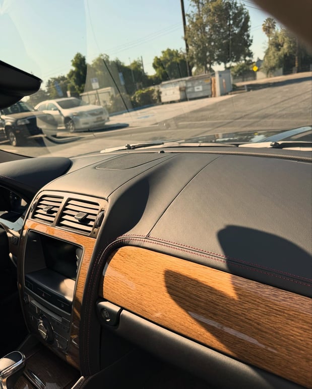 Images Mountain View Auto Interiors
