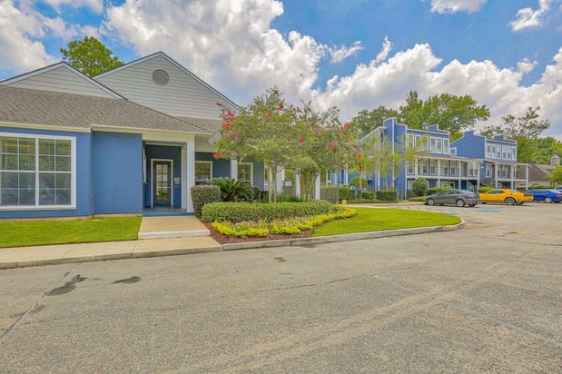 Images Fairway View Apartments