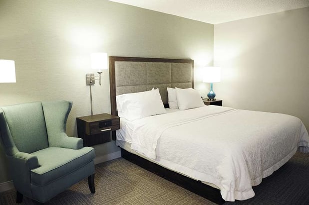 Images DoubleTree by Hilton Hotel Sterling - Dulles Airport