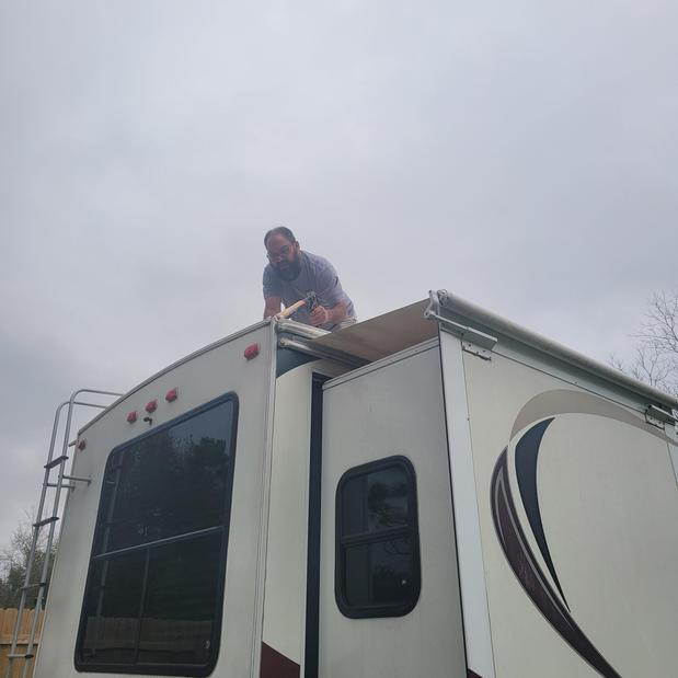 Images D-RV Mobile Repair