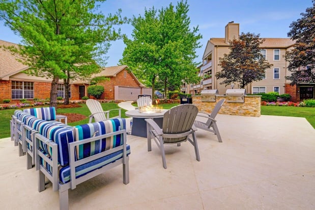 Images Club at North Hills Apartment Homes