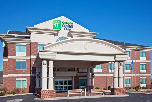 Images Holiday Inn Express & Suites Louisville South-Hillview, an IHG Hotel