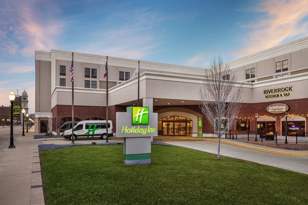 Images Holiday Inn Dubuque/Galena by IHG