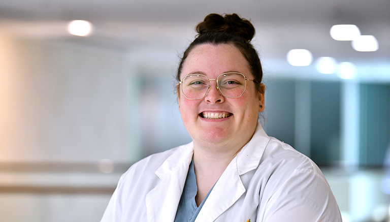 Amanda E. Tainter