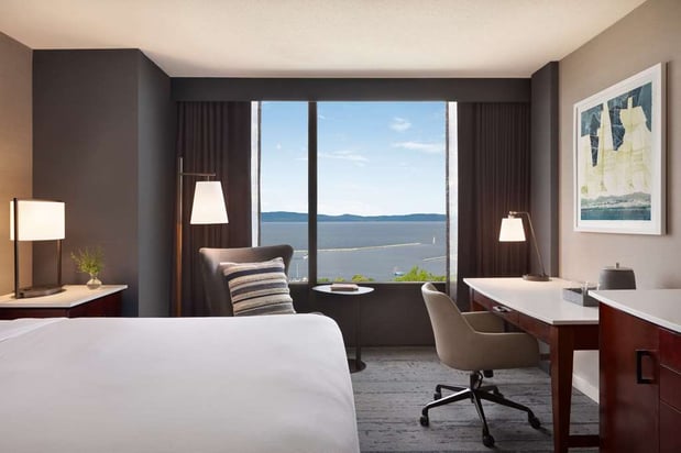Images Hotel Champlain Burlington, Curio Collection by Hilton