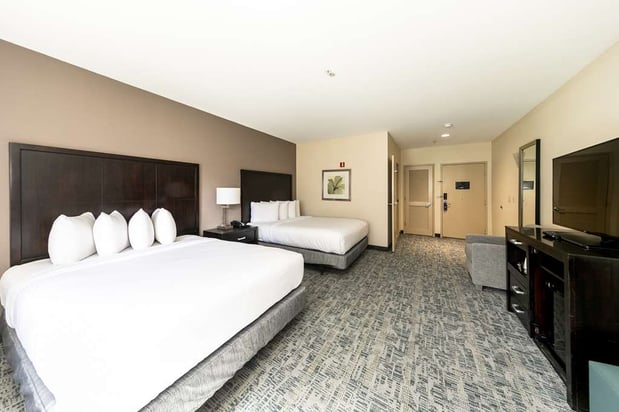 Images Best Western Inn & Suites San Diego – Zoo/SeaWorld Area