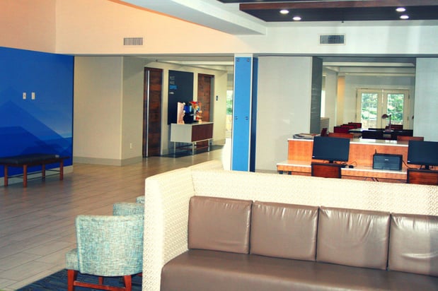 Images Holiday Inn Express & Suites Marina - State Beach Area by IHG