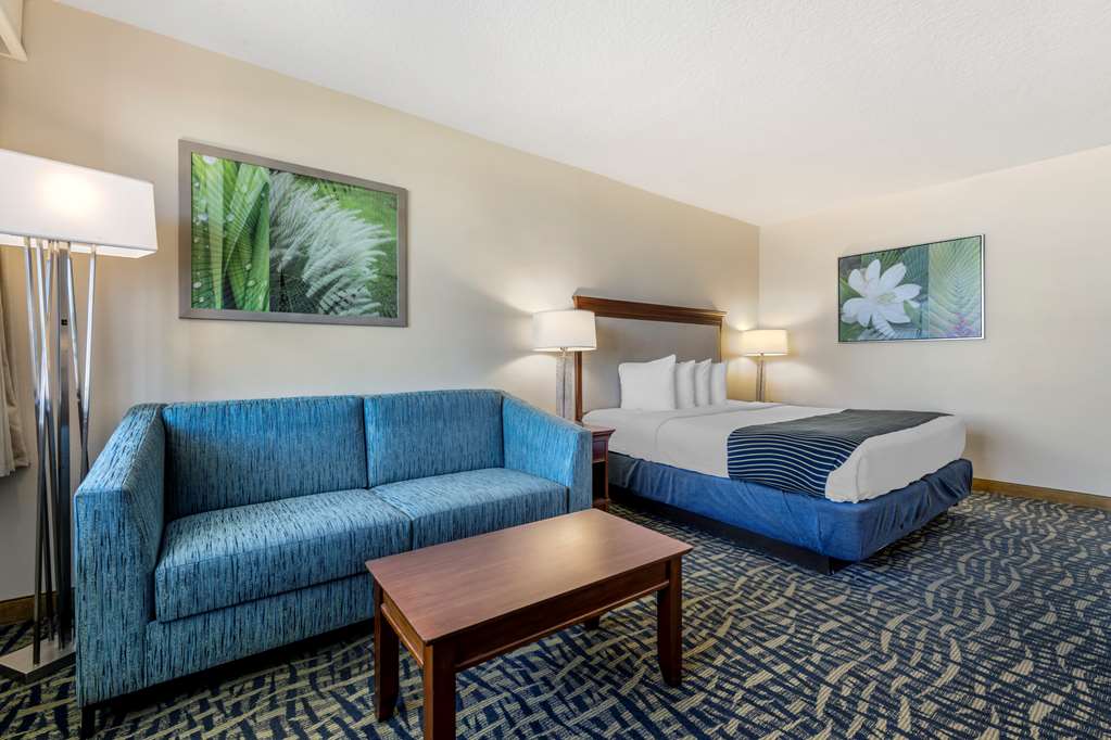 King Guest Room Best Western Cocoa Beach Hotel & Suites Cocoa Beach (321)783-7621