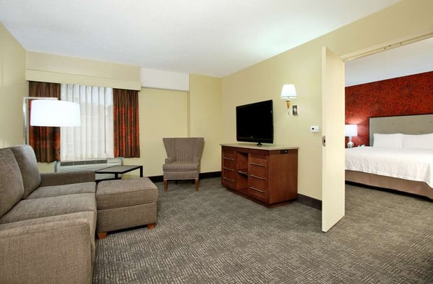 Images Hampton Inn & Suites Columbus-Downtown