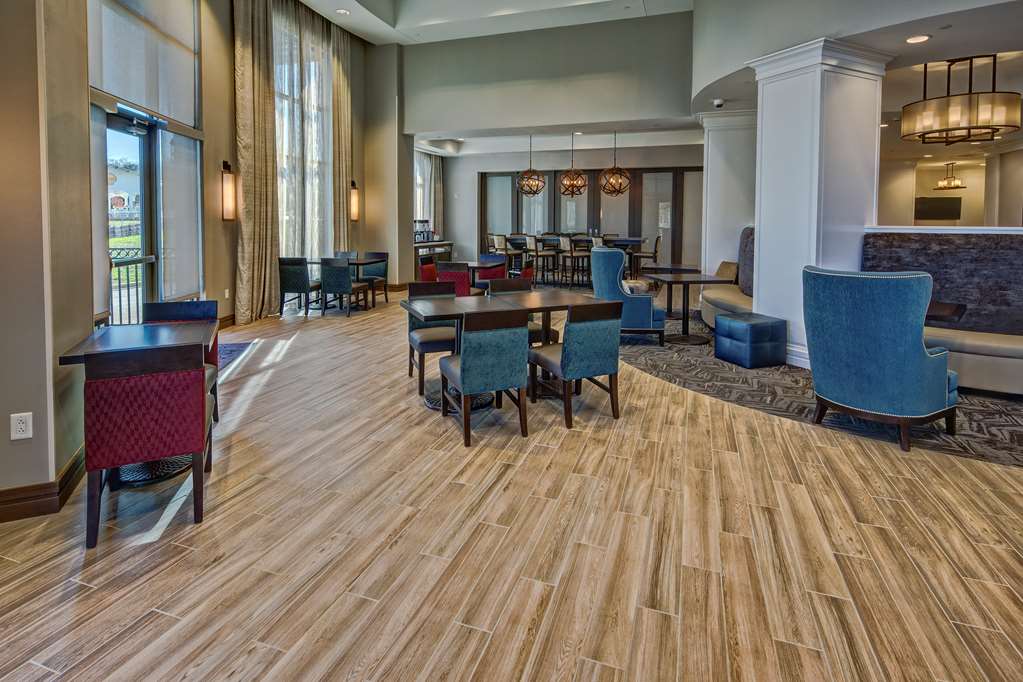 Hampton Inn & Suites Franklin Berry Farms