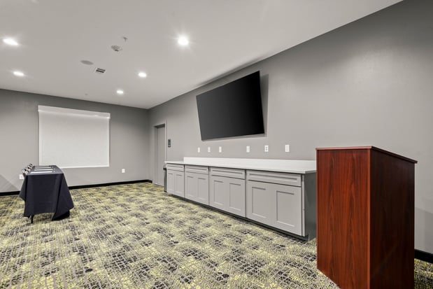 Images Holiday Inn Gonzales by IHG