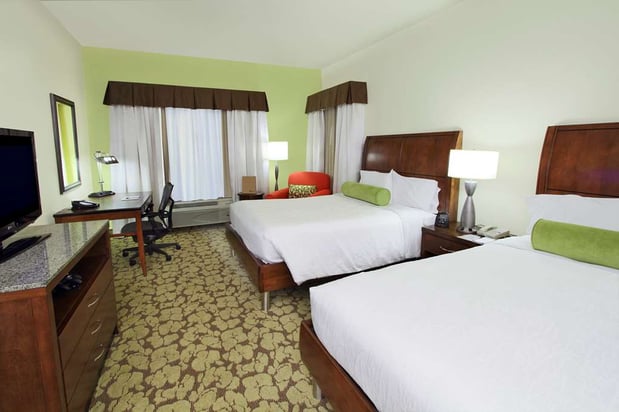 Images Hilton Garden Inn Calabasas