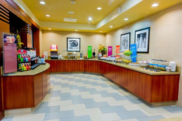 Images Hampton Inn & Suites Riverside/Corona East