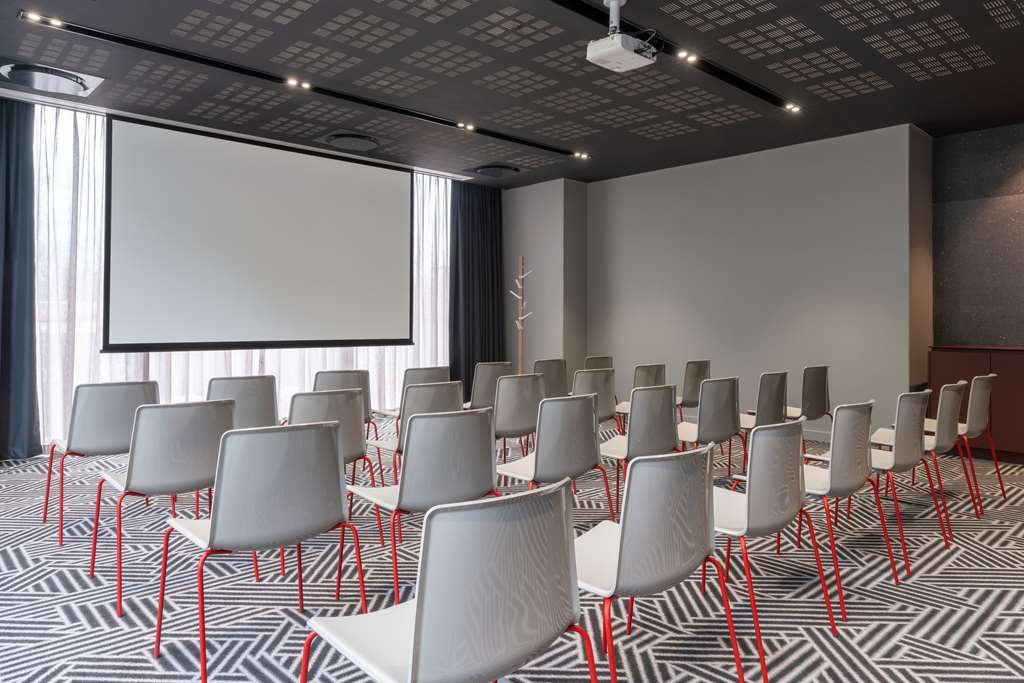 Images Radisson RED Johannesburg Rosebank