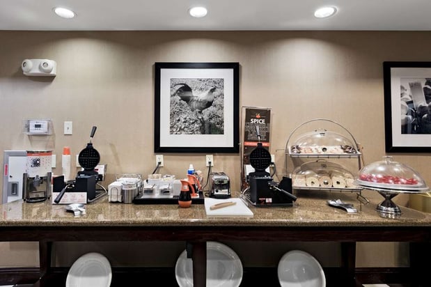 Images Hampton Inn Statesville