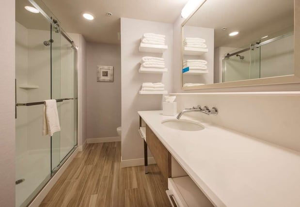 Images Hampton Inn & Suites Seattle/Redmond