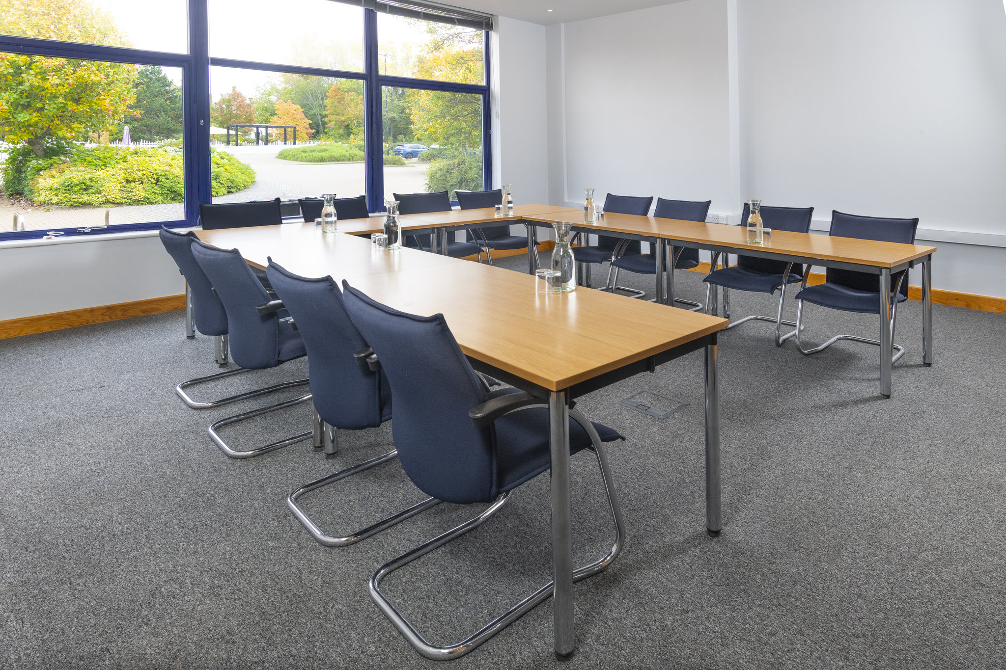 Images Holiday Inn Express Milton Keynes by IHG