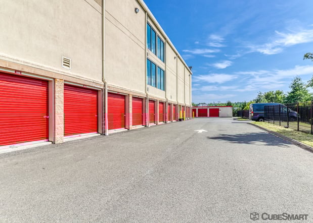 Images CubeSmart Self Storage