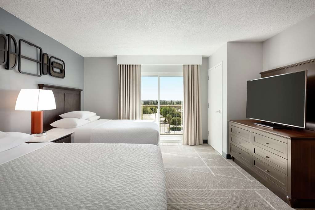 Guest room Embassy Suites by Hilton Milpitas Silicon Valley Milpitas (408)942-0400