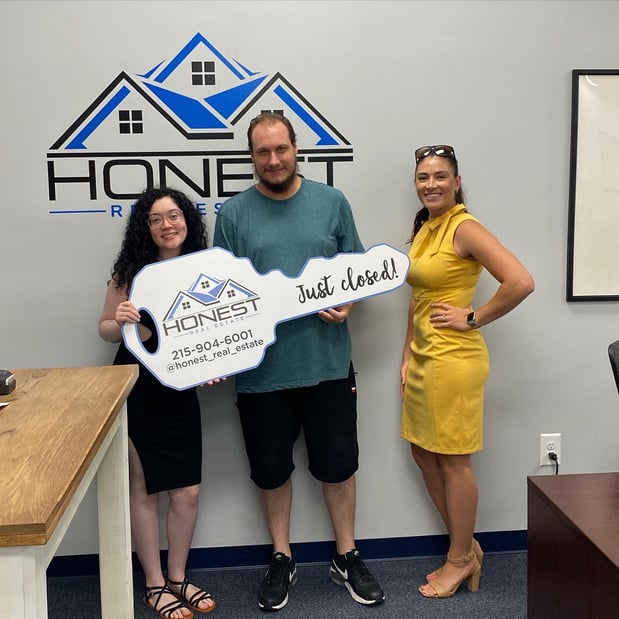 Images Alisia Snyder Opus Elite Realtor - Newtown PA, Bucks County