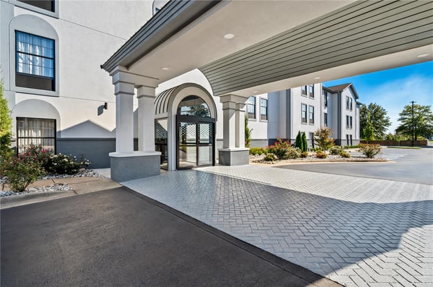 Images Spark by Hilton North Little Rock