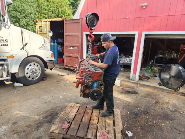 Images L.E. Mills Welding & Commercial Truck Repair