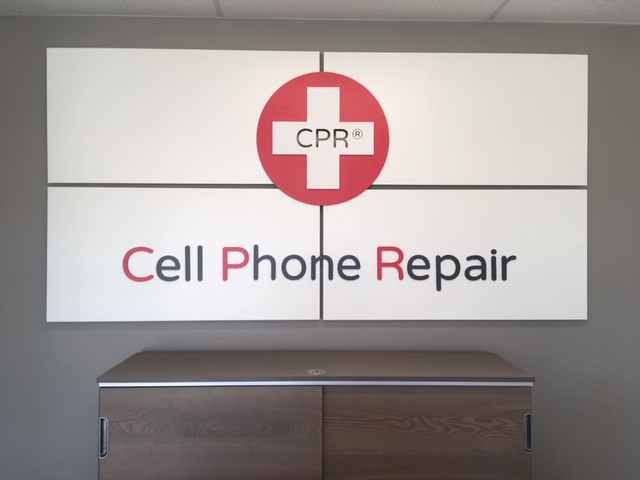 CPR Cell Phone Repair Colonial Heights VA - Store interior