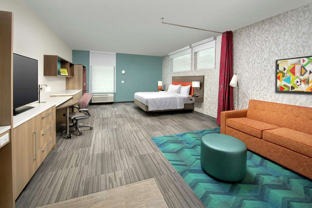 Guest room