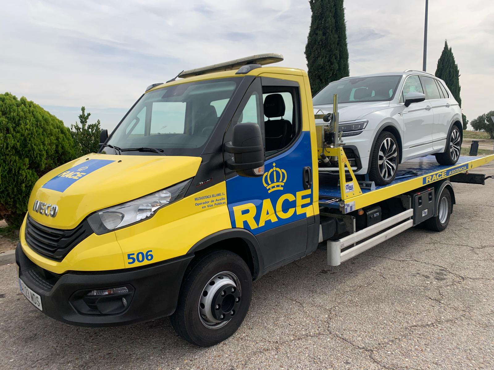 Images Grúas Bellamiel