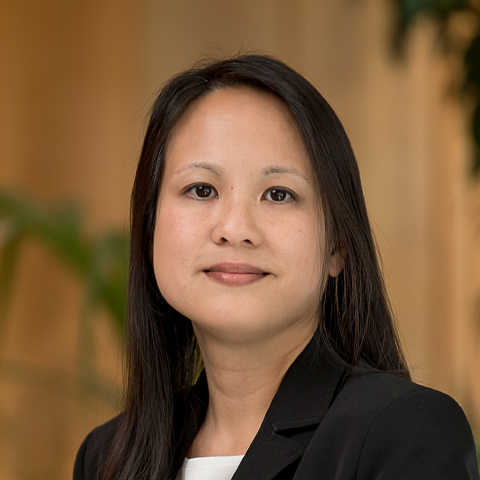 Vivien W. Au